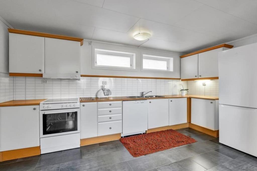 Romslig Og Fin Leilighet 17 Min Til Kristiansand Centrum Nodeland Ngoại thất bức ảnh